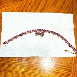 Vintage Trifari jewelry set earrings and necklace